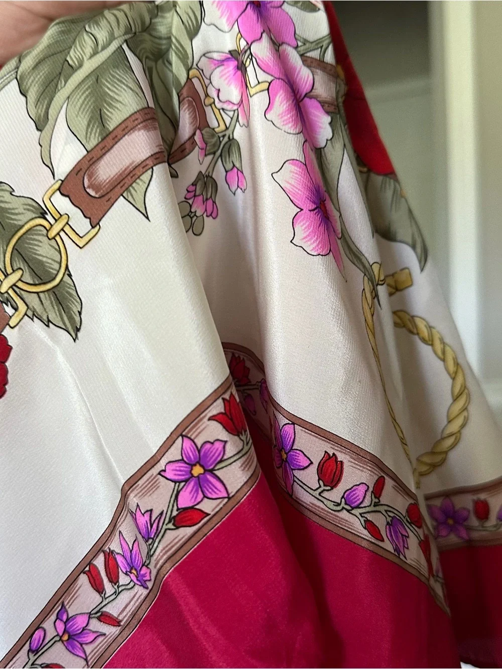 Vogue Floral 100% Silk Scarf in Red, Pink, Purple Made In Italy Italian Floral